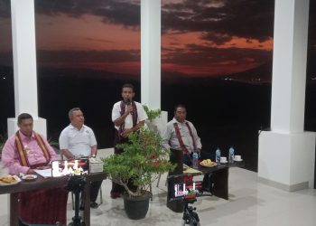 Rally Wisata Bahari Pesona Empat Teluk : Pesona Teluk Balauring, Festival Uyelewun