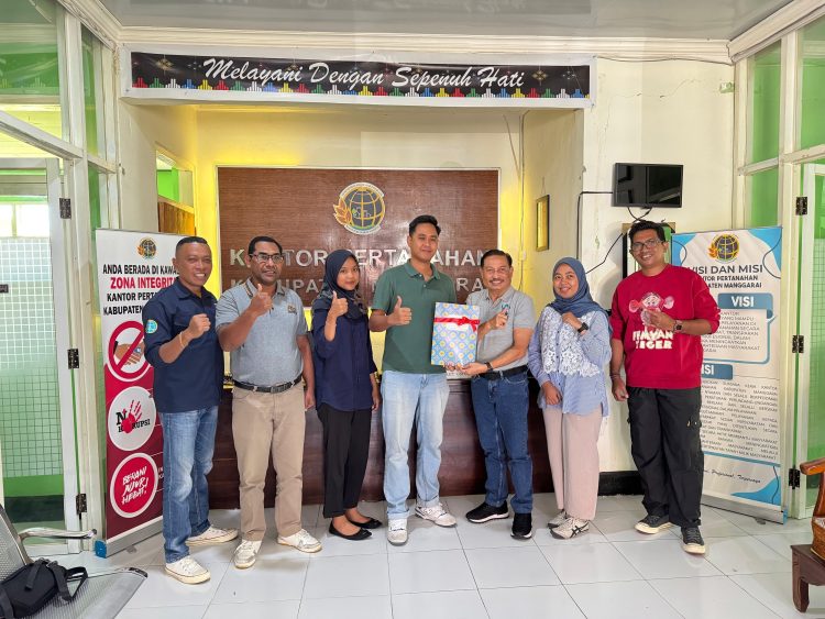14 Sertifikat Terbit, Srikandi PLN UPP Nusra 2 dan BPN Manggarai Sukses Amankan Aset Energi Bersih PLN