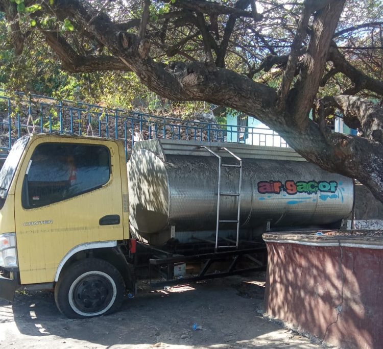 Diduga Tilep Uang, Mobil Tangki Air BumDes Bungamuda Tak Lagi Beroperasi