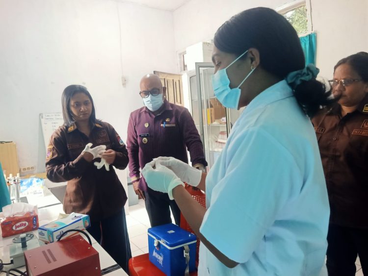 Bupati Kanis Tinjau Lab Keswan Lembata, Siap Beroperasi dan Bidik PAD dari Flotim-Maumere